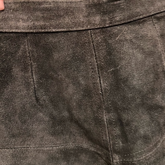 Vintage Leather skirt - Picture 2 of 8